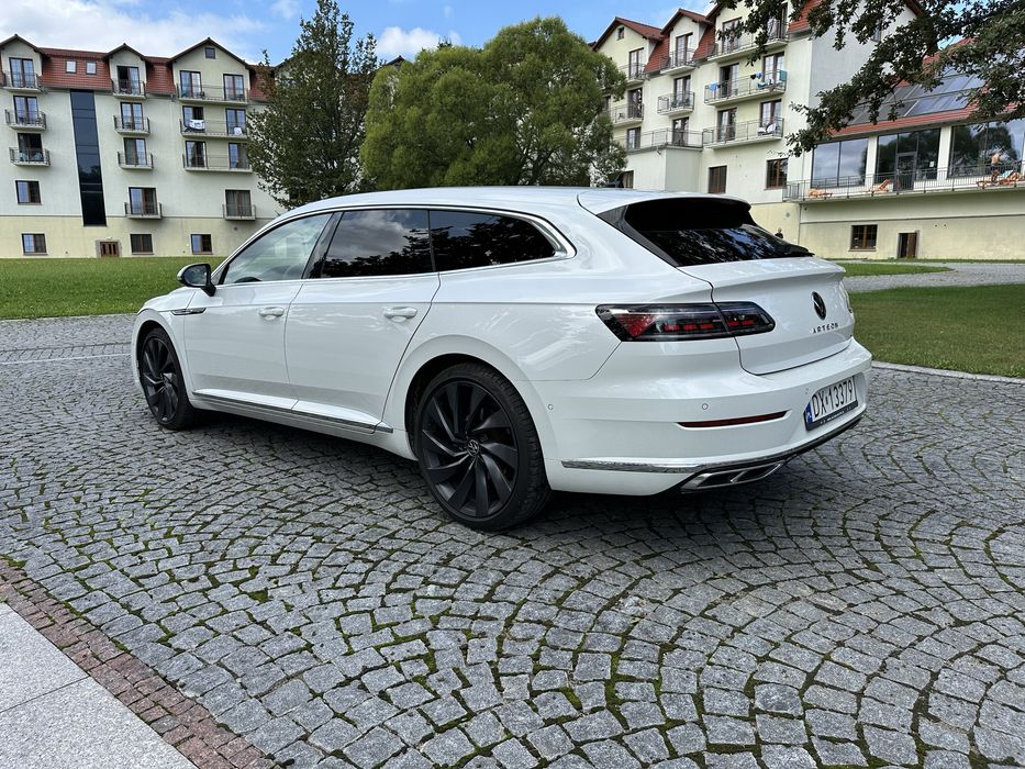 Wynajem  VW Arteon 2.0 diesel 4-Motion R-Line DSG Full wersja !!!