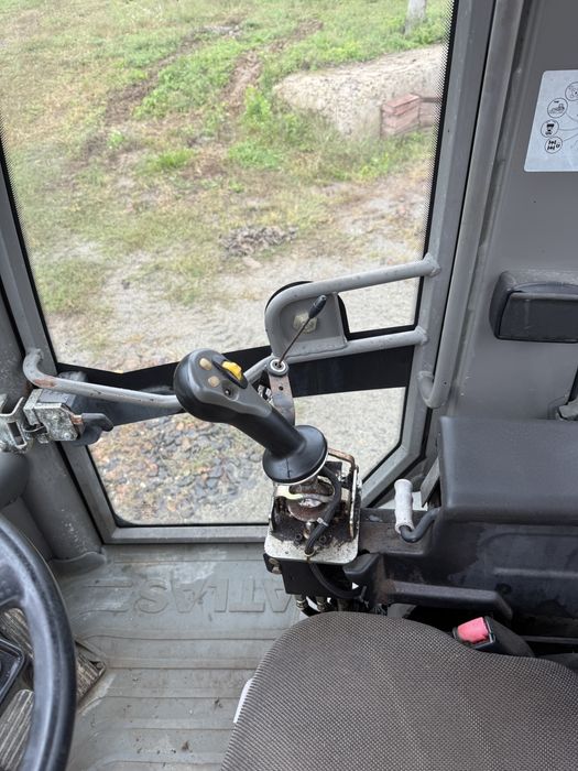 Продається фронтальний навантажувач ATLAS 75S 2006 року