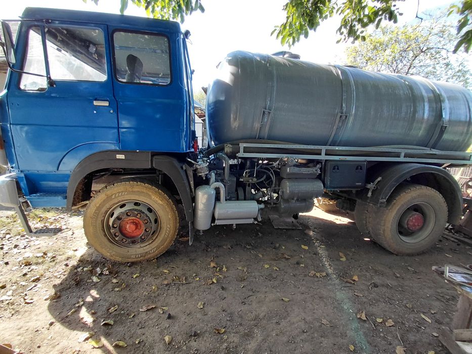 Продам ассенизатор Liaz 110