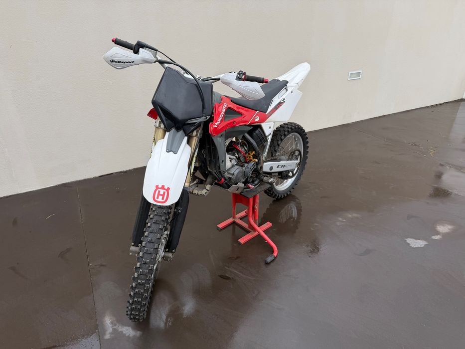 Husqvarna cr 125 não matriculada