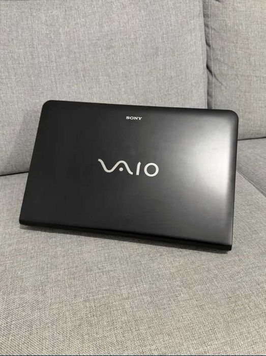 Sony VAIO E 15,5 cala i5-3230M / 8GB RAM / 750GB / Radeon