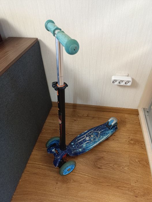 Продається самокат дитячий