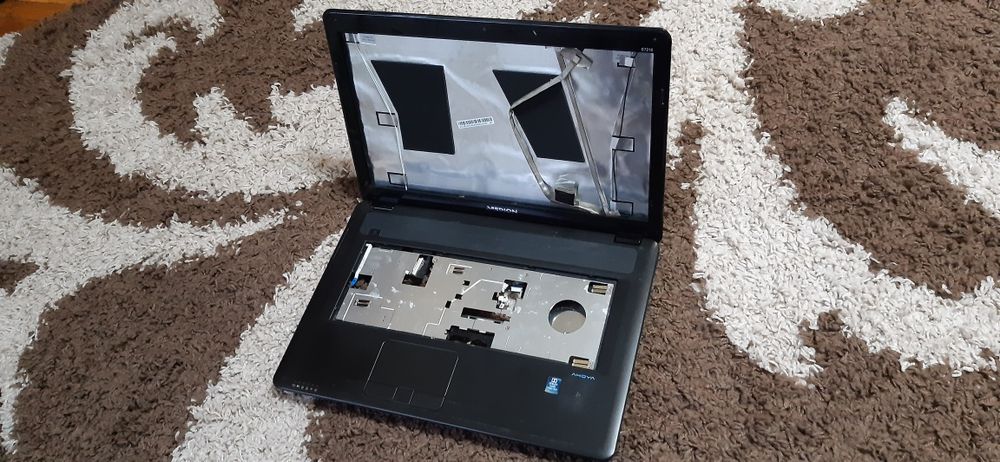 Ноутбучні Корпуси  Лот