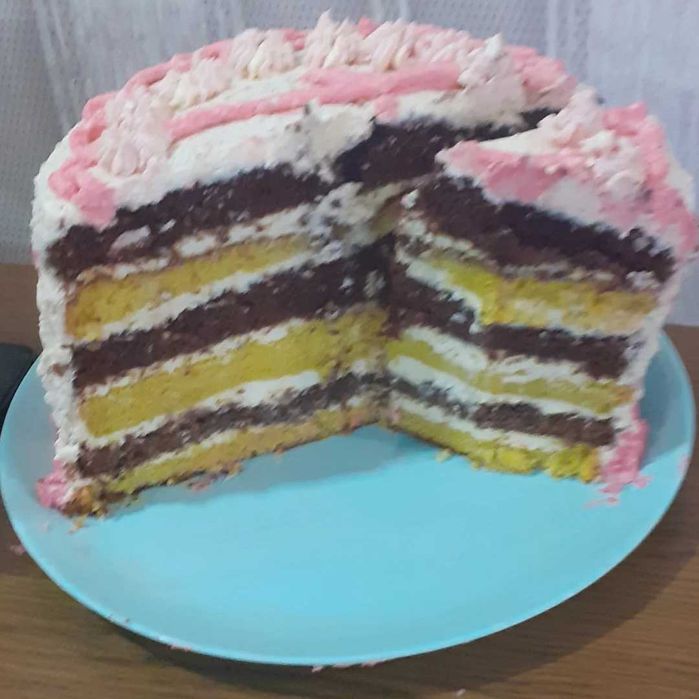 Торти на замовлення.