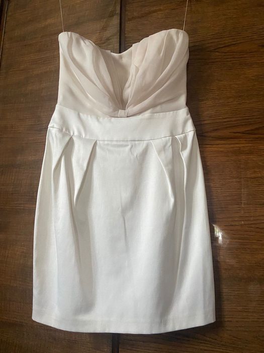 Сукня жіноча світла