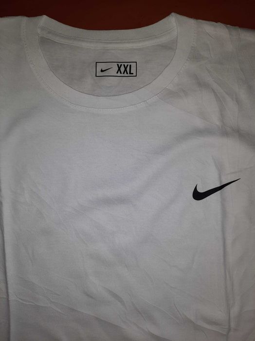 Nowa koszulka Nike rozmiar XXL biala-promocja
