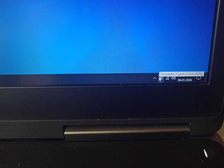Dell Precision 7520 15,6" 500GB SSHD 16GB DDR4 i7 8t USB-C Win11 Win10 L