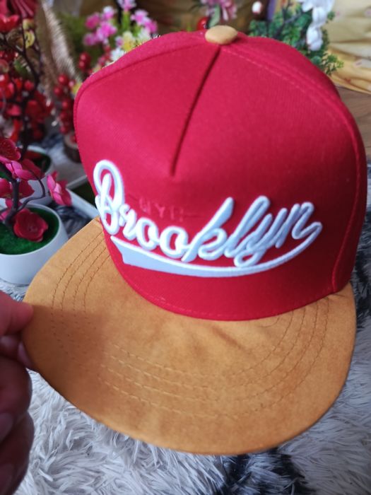 Elegancka czapka Brooklyn wyprzedaż