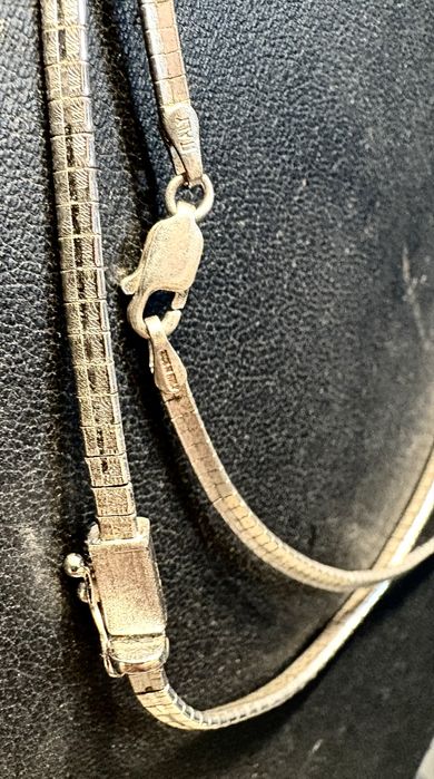 Fantásticos colares em prata contrastada - preços individuais