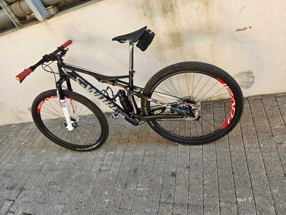 Vendo bicicleta btt Specialized Epic M