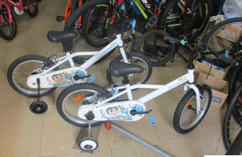 Bicicleta Criança 3-5 anos c/ rodinhas