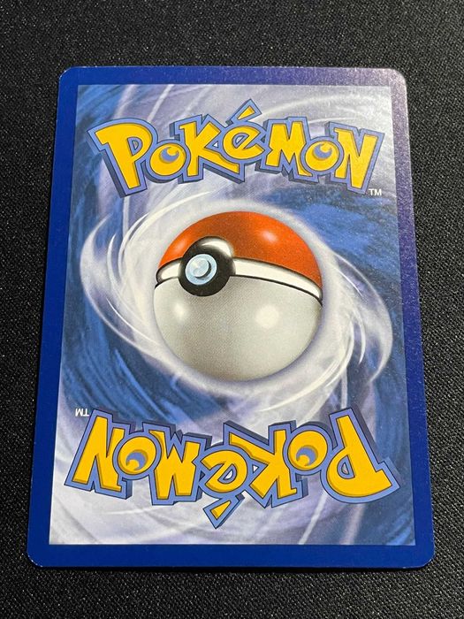 Carta Pokémon Golurk 66/198 Chilling Reign
