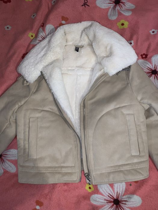 Продам женскую косуху на меху