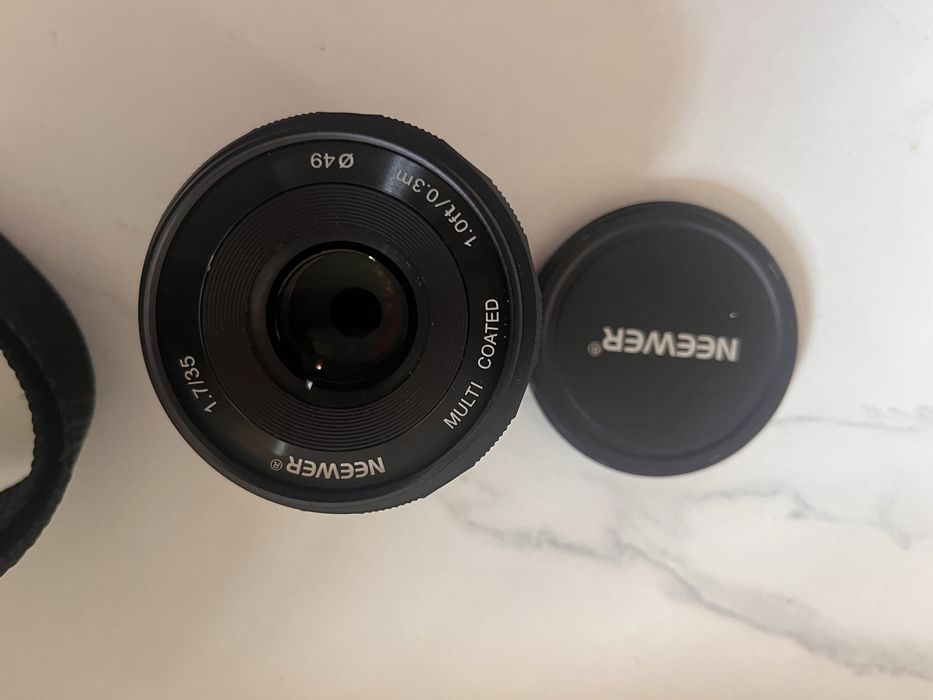 Sony Alpha 6300 + objetiva extra