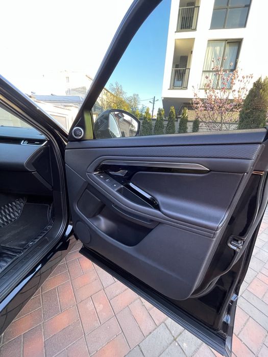 Land Rover Range Rover Evogue P250 S 2022 рік