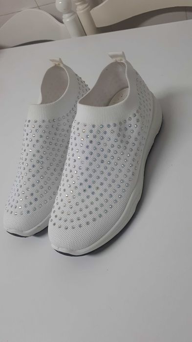 Ténis de senhora brancos Nº39