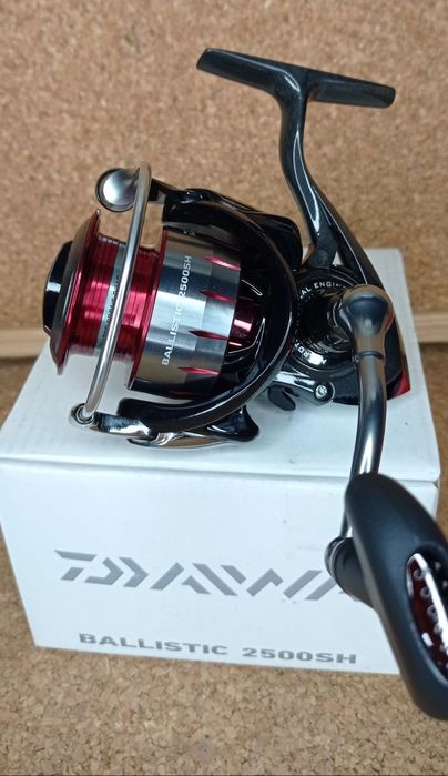 Катушки спінінгові Daiwa Дайва