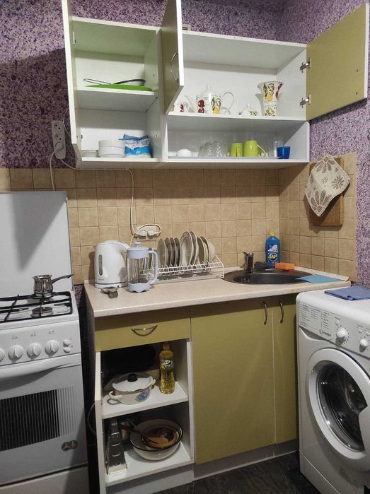 2 кімн.кв-ра, до 6 людей, 3 поверх, всі зручності, квартира посуточно