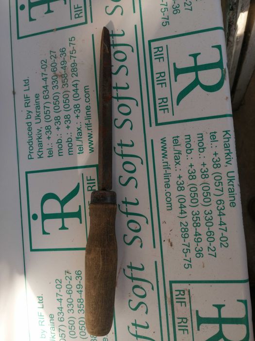 Продам напильники, в наличии круглые,треугольные, плоские