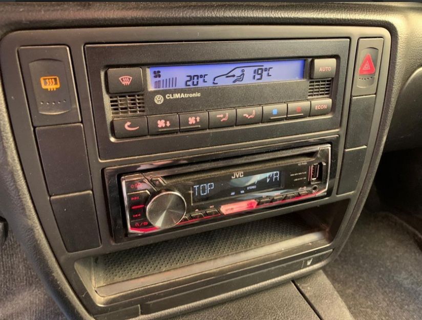 Продам пасат б 5 доресталінг 1.9 TDI 110к.с