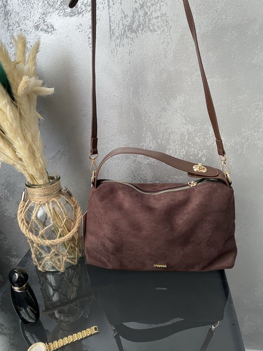 шоколадна замшева сумка через плече