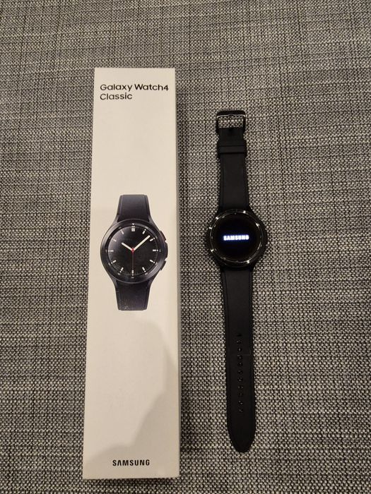 Samsung Galaxy Watch4 Classic LTE 46mm
Caixa e carregador originais
Re
