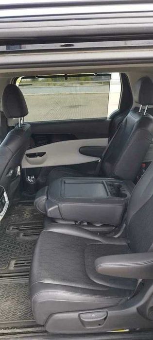 Kia Carnival 2021р 9ми місна версія 2.2 дизель