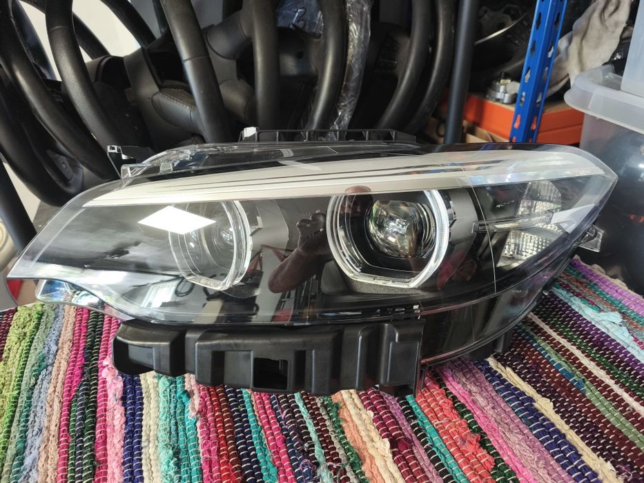 Farol esquerdo full Led BMW F22 F23 lci