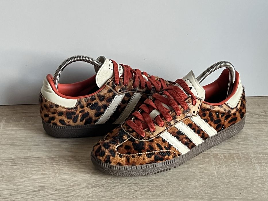 Adiads Superstar 2 Animal r 38