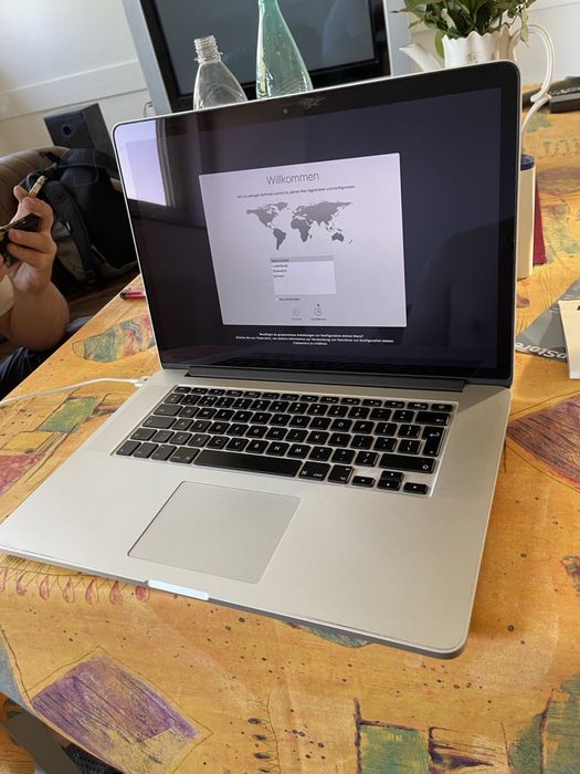 Макбук ПРО Core i7 ОЗУ 8 гб DDR3