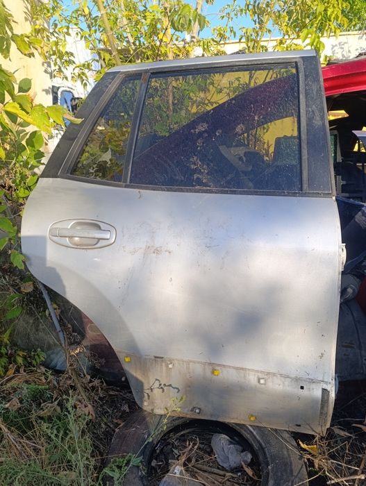 Двері Hyundai santa fe