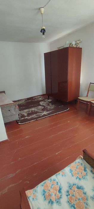 Доглянута садиба 20 км від міста.(ЖД станція,р. Десна)