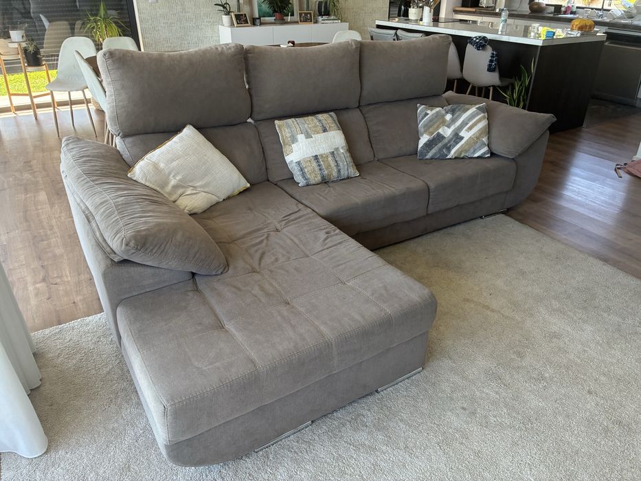 Conjunto de mesa / sofá