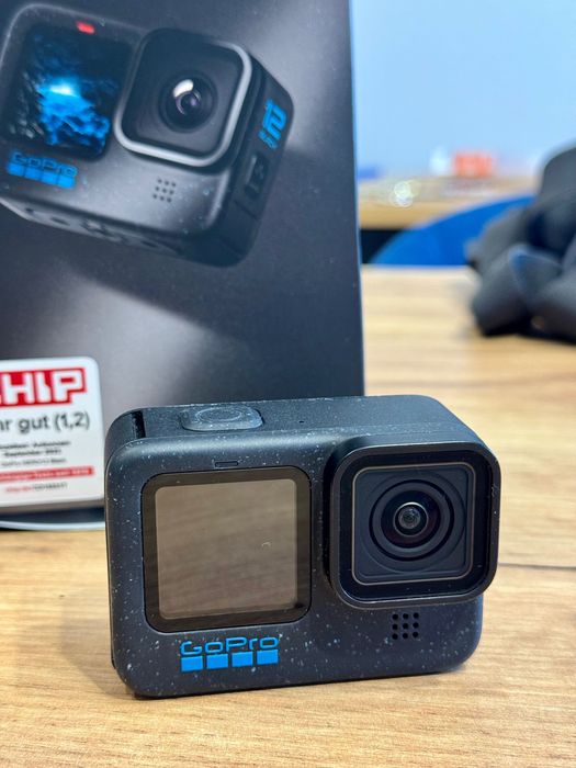 GoPro Hero 12 Black + akcesoria (2 etui, Chesty, Handler, rowerowe)