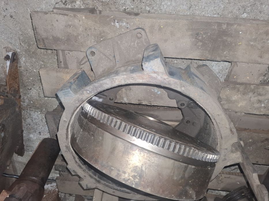 Silnik kubota 3300 4cyl turbo części wentylator