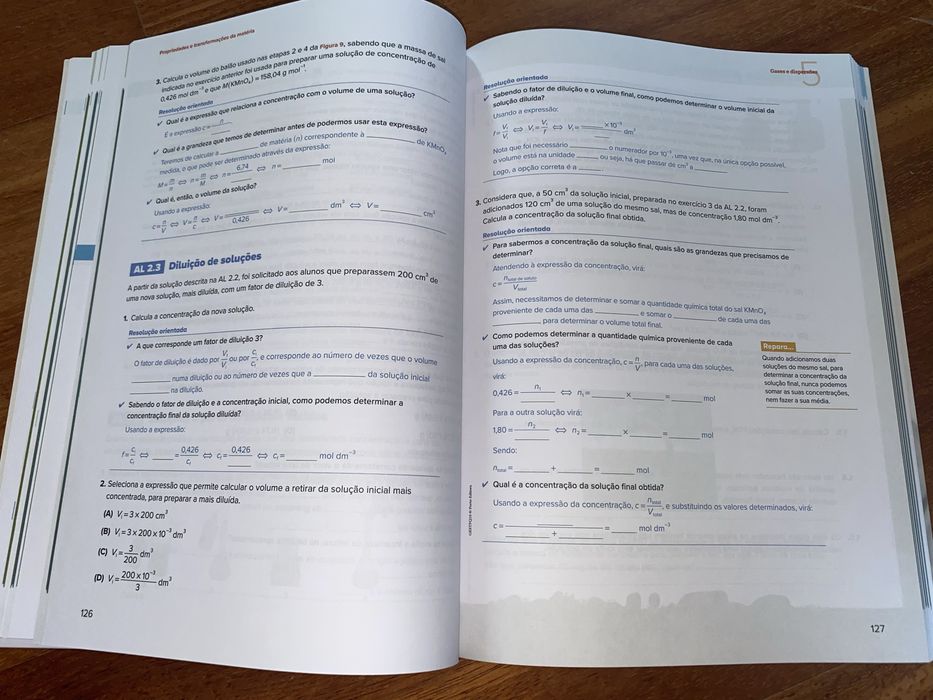 Manual “Guia de Estudo 10 Ano” Física e Química A