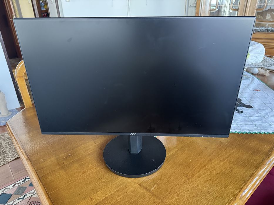 Monotor AOC 24” 100Hz – Ideal para Gaming e Trabalho