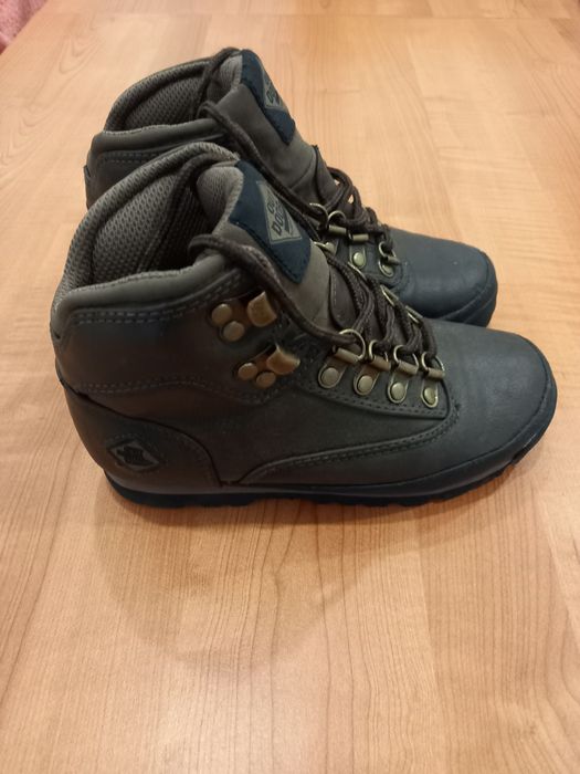 Bota de criança número 31