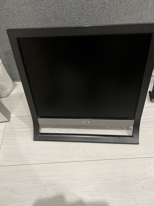 Sony sdm hs75 монитор 17