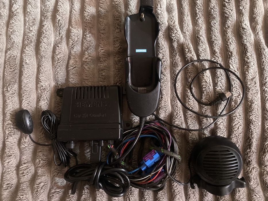 Комплект громкой связи Siemens Car Kit Comfort (E-Box)