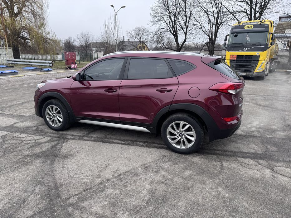 Hyundai Tucson JM, 2017. року.
