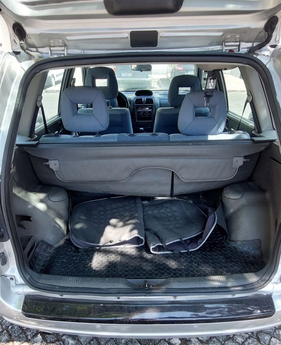 Mitsubishi Space Star Excelente Estado com A/C 4 Pneus Novos