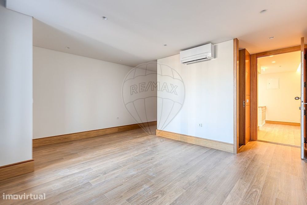 Duplex T2 para arrendamento