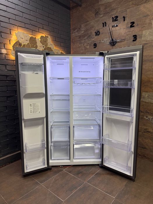 Продам холодильник Side-by-side Samsung RS6HA8891S.2024 рік.Доставлю.