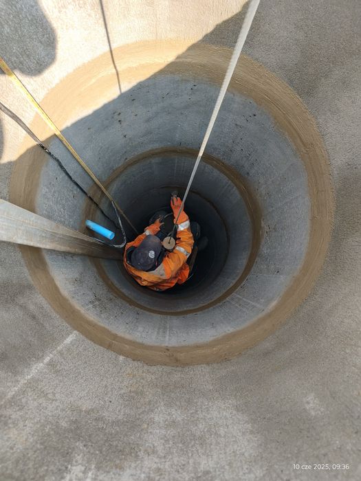 Czyszczenie studni, odmulanie, dezynfekcja, montaż pomp