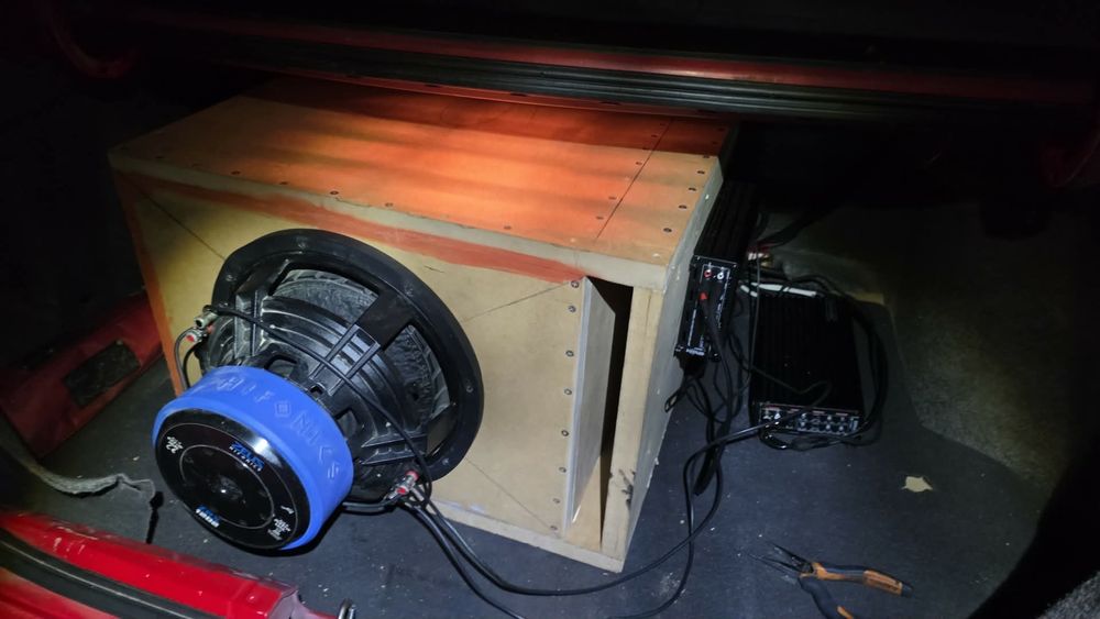 Subwoofer Hifonics Zeus ZRX12D2  1000RMS