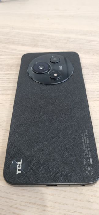 Telemovel TCL 256 GB