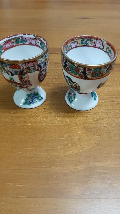 Suporte para ovo com imagens japonesa