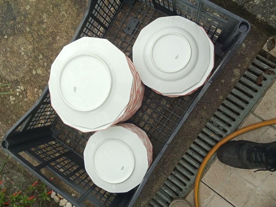 serviço vista alegre várias travessas ,