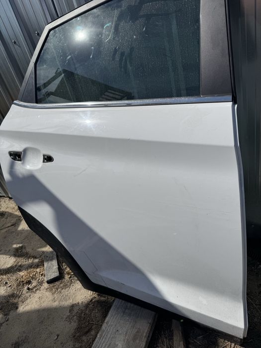 Двері задні Праві Дверка Hyundai Tucson 3 TL FL Хюндай Туксон